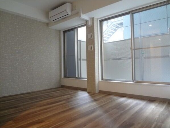 アスール江坂3rdの物件内観写真